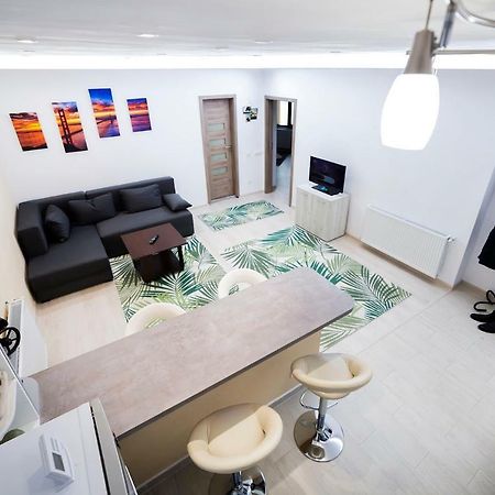 Central Apartment- Shumi'S Клуж-Напока Экстерьер фото